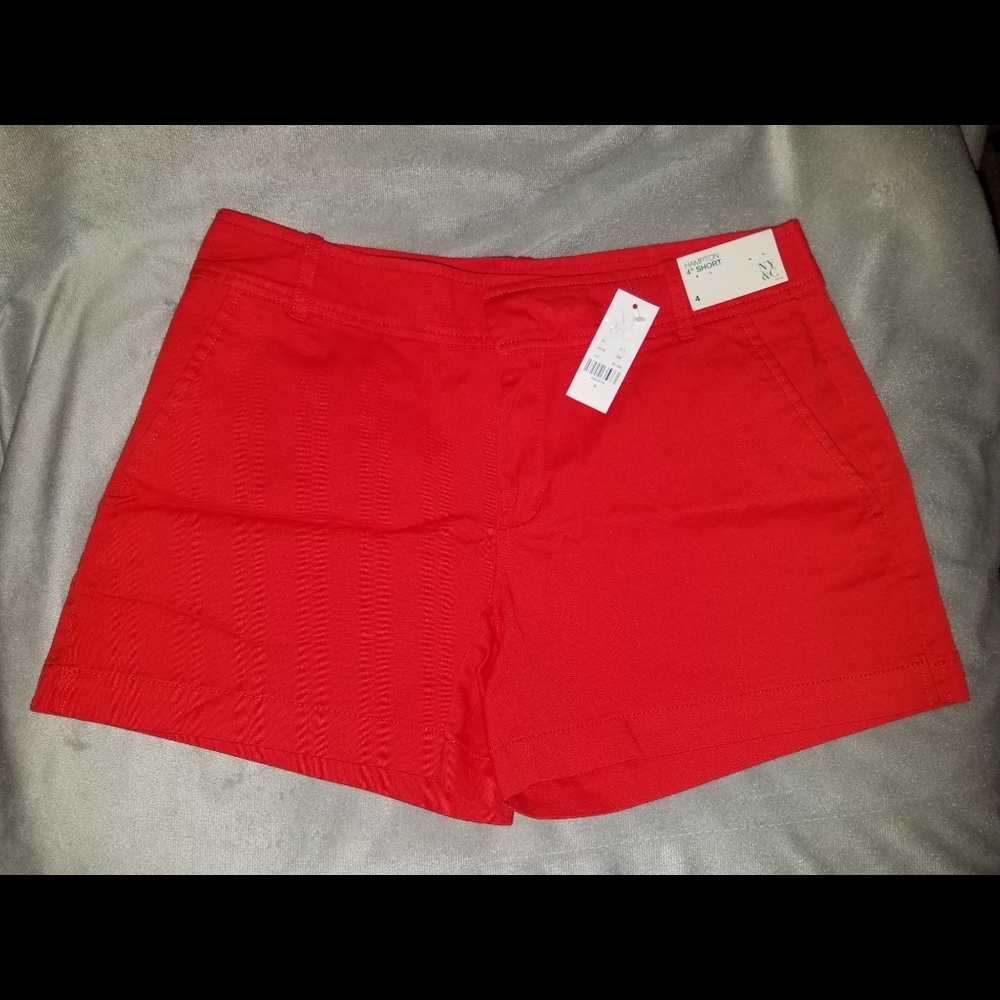 NWT New York & Company 4" Red Shorts